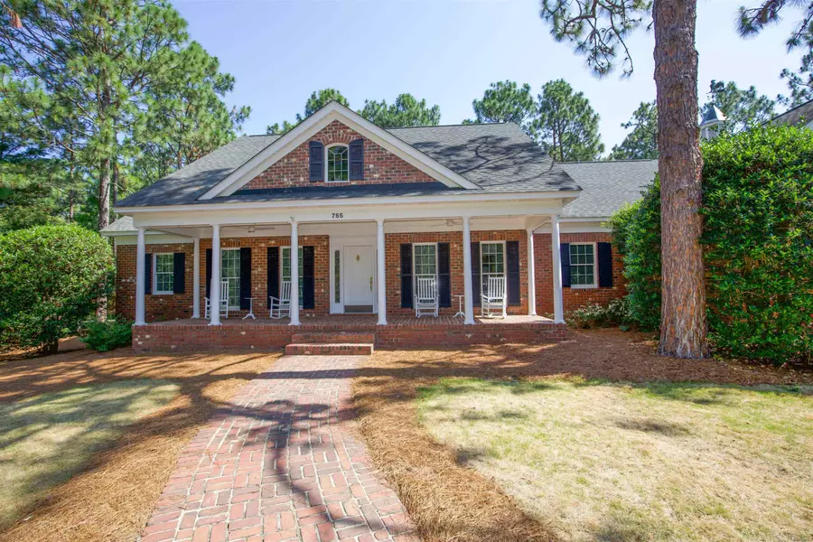 765 Donald Ross Drive, Pinehurst, NC 28374