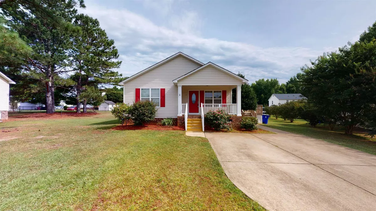 Benson, NC 27504,7 Carolina Avenue