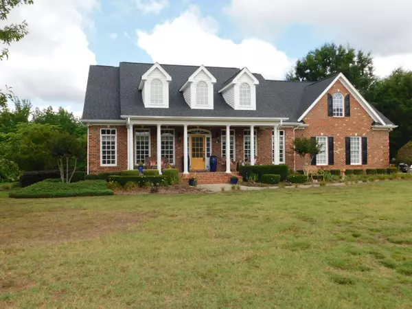 2608 Stonewalk Court, Zebulon, NC 27597