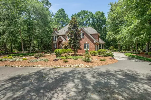 2415 Old Greensboro Road, Chapel Hill, NC 27516