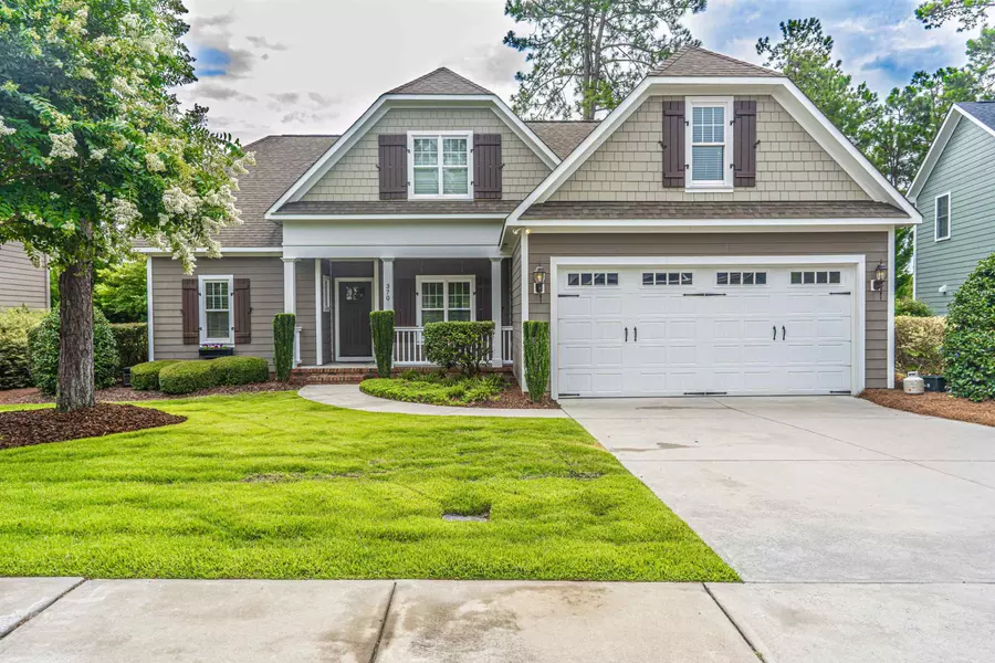 370 Wiregrass Lane, Southern Pines, NC 28387