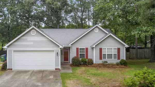 1406 Ravensthorpe Drive, Fuquay Varina, NC 27526