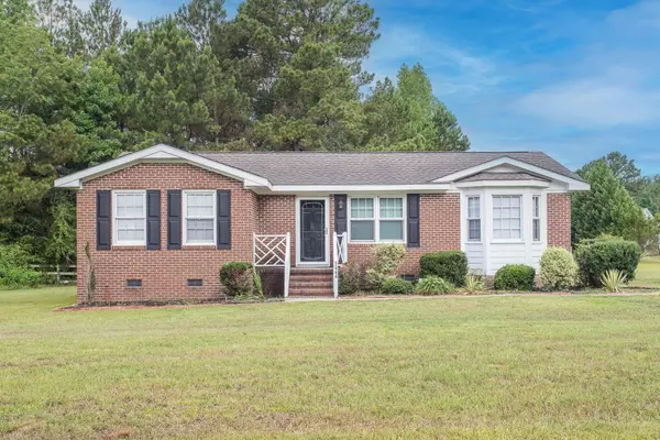 5444 Raleigh Road, Benson, NC 27504