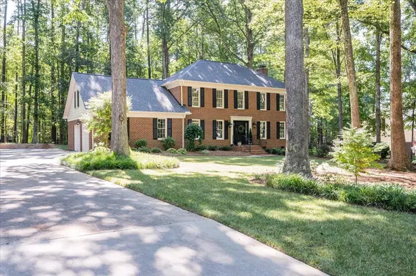 1007 Queensferry Road, Cary, NC 27511