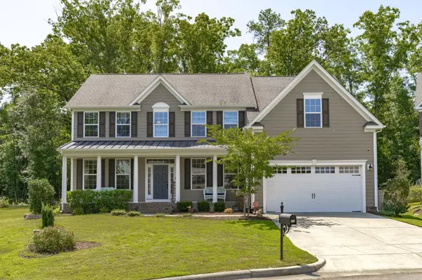 137 Dover Grant Court, Chapel Hill, NC 27517