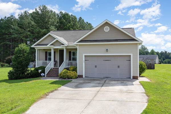 94 Oak Leaf Drive, Lillington, NC 27546