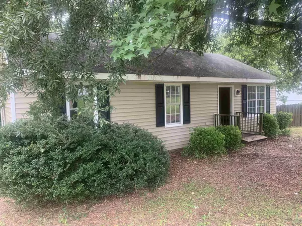 310 E Barbee Street, Zebulon, NC 27597