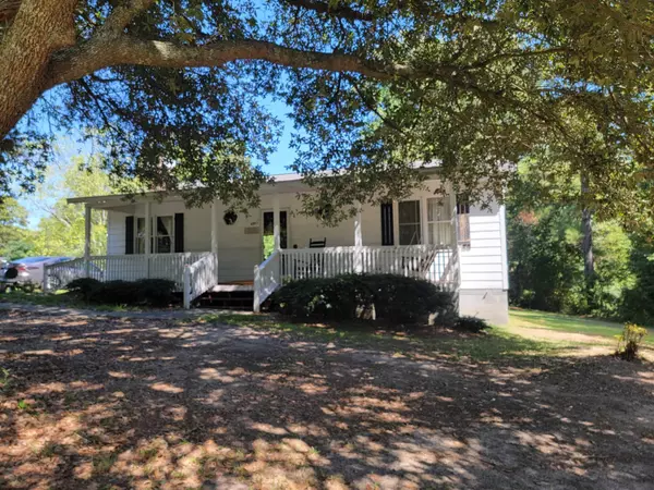 6061 Old Fairground Road, Benson, NC 27504