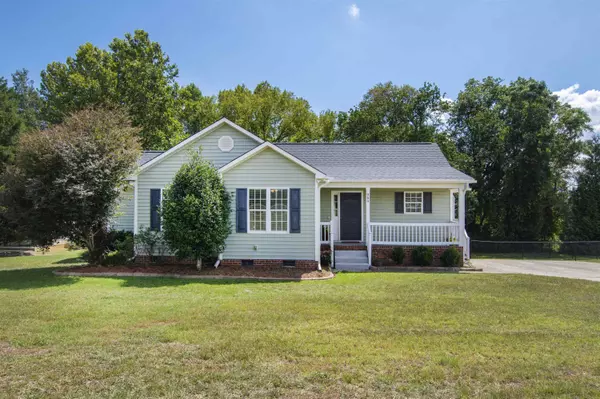 989 Shade Tree Road, Benson, NC 27504