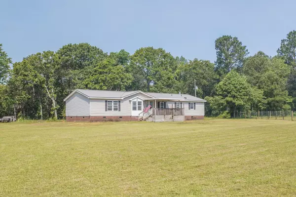 65 Branch Lane, Broadway, NC 27505
