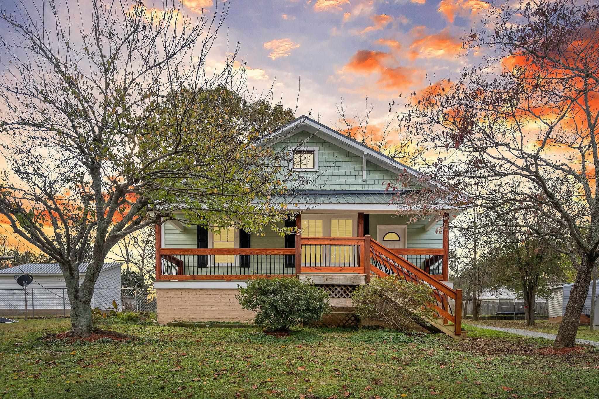 511 N Fir Avenue, Siler City, NC 27344