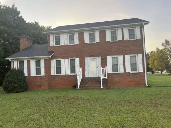 3423 S NC 119 Highway, Haw River, NC 27258