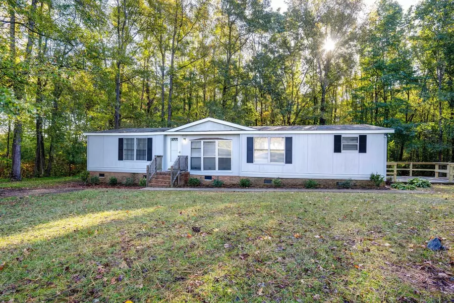 8339 Edwards Road, Castalia, NC 27816