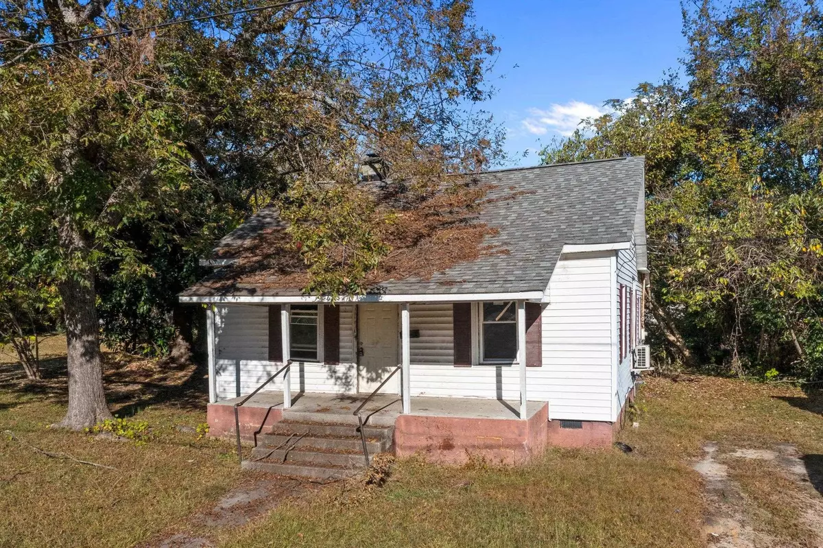 Henderson, NC 27536,703 Vance Street