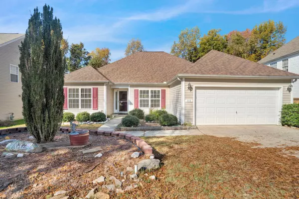 808 Red Oak Tree Drive, Fuquay Varina, NC 27526