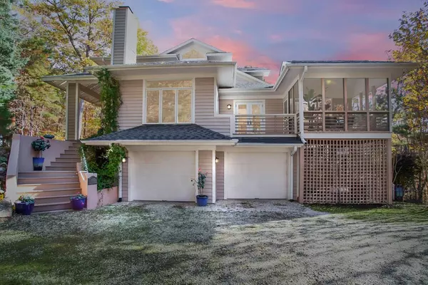 1011 Wood Sage Drive, Chapel Hill, NC 27516