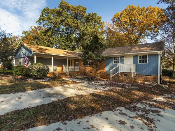 414 Wildwood Lane, Burlington, NC 27215
