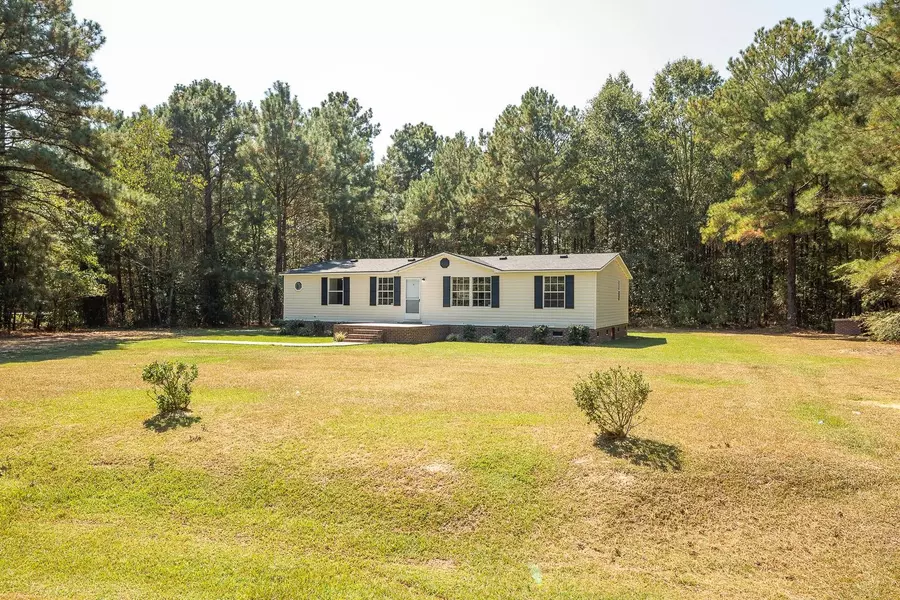 251 Kelsey Court, Roseboro, NC 28382