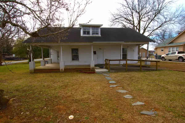 1013 Fair Street, Burlington, NC 27217