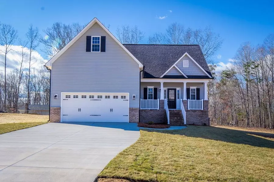 4820 Lord Andrews Place, Liberty, NC 27298