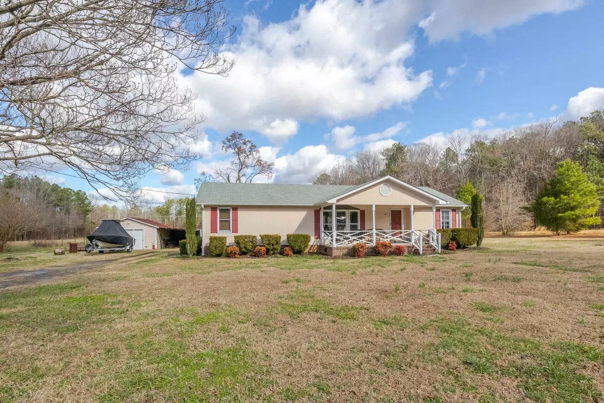 Louisburg, NC 27549,487 Leonard Road