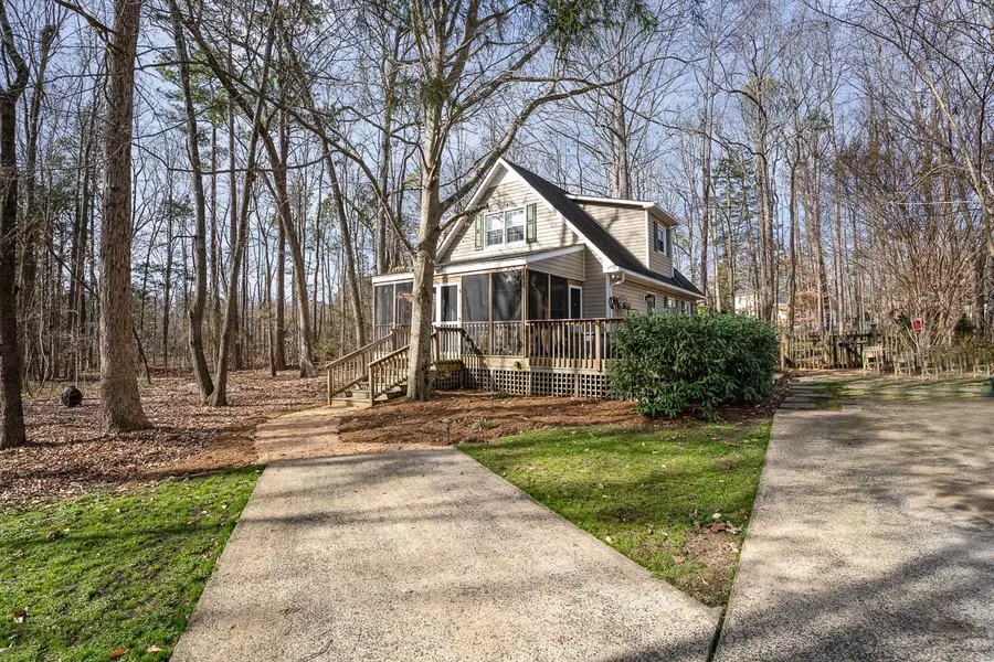 107 Smallwood Court, Hillsborough, NC 27278