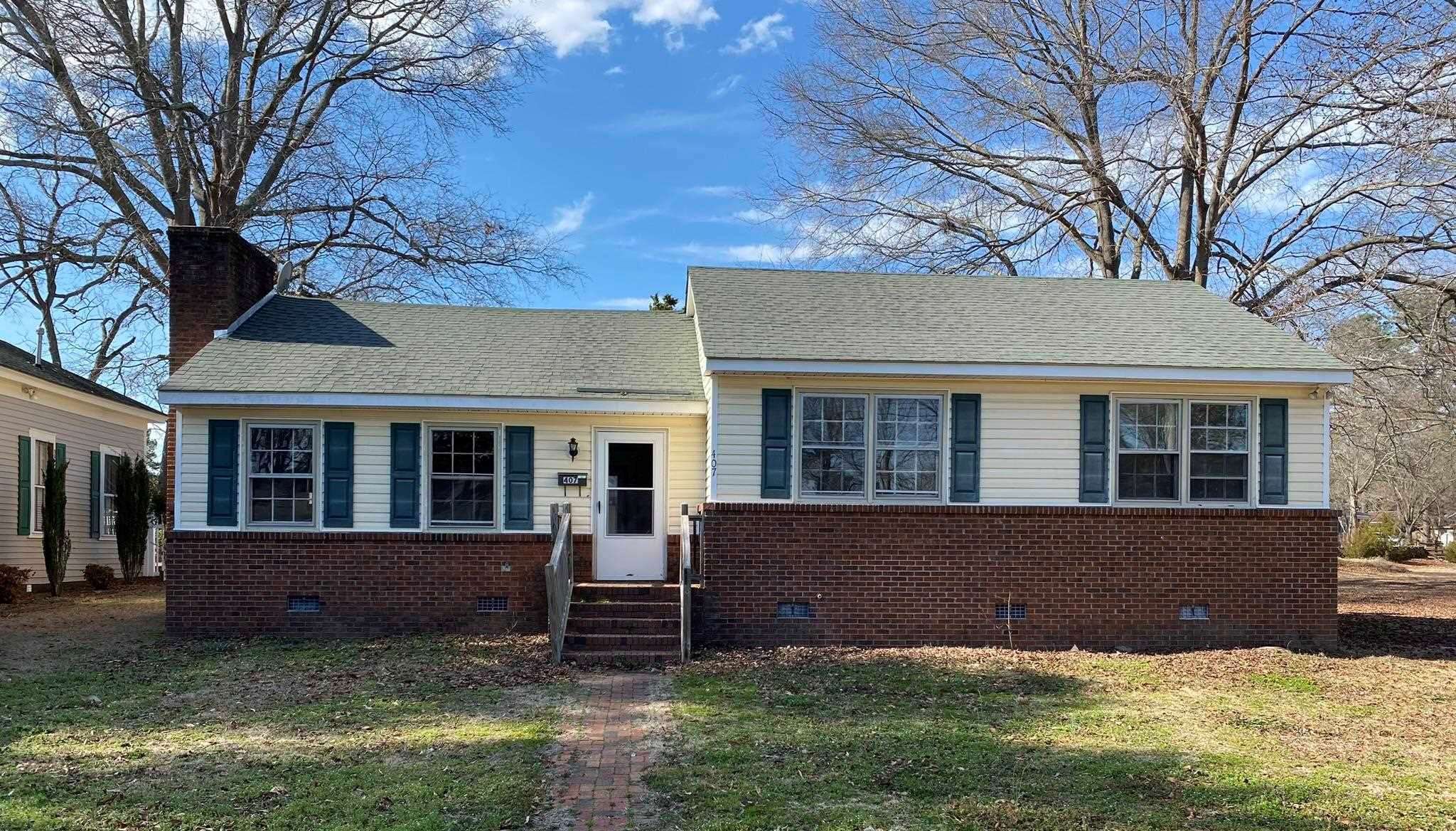 407 N Green Street, Selma, NC 27576