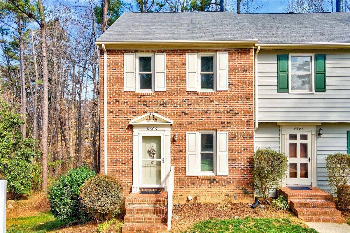 5606 Hamstead Crossing, Raleigh, NC 27612