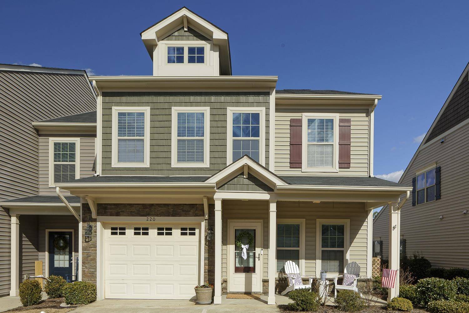 220 Beaconwood Lane, Holly Springs, NC 27540