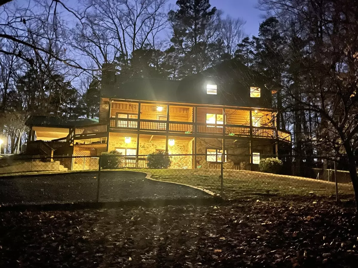 Leasburg, NC 27291,250 Whitetail Lane