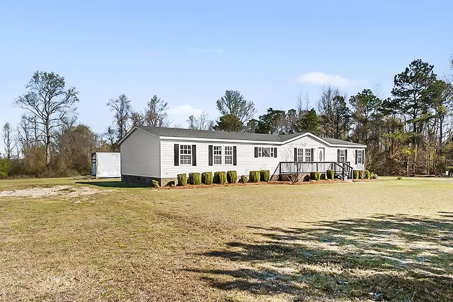 6890 Harper House Road, Newton Grove, NC 28366