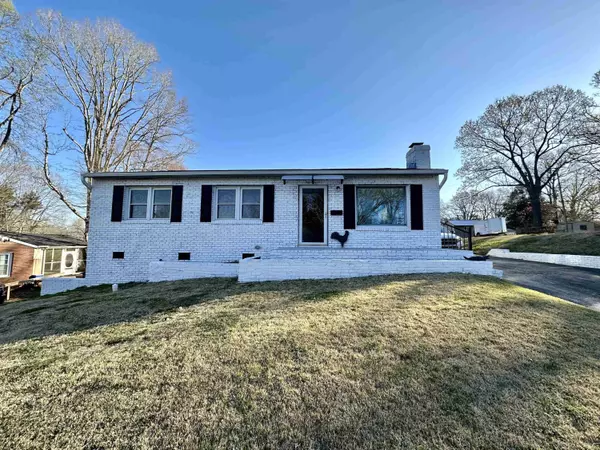 2718 Mckinney Street, Burlington, NC 27217