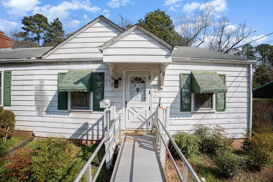 2018 Wa Wa Avenue, Durham, NC 27707