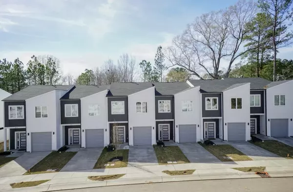 Durham, NC 27704,4206 Convergence Street
