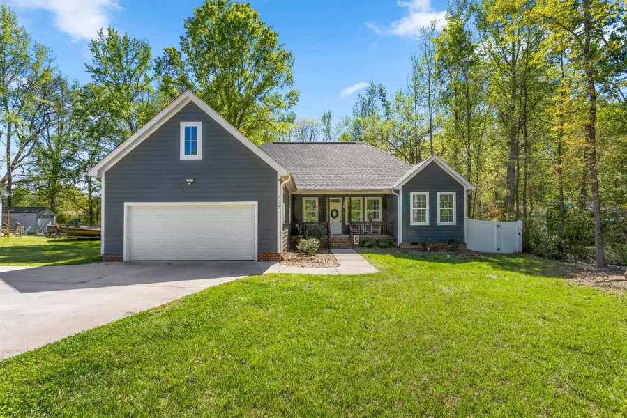 705 W Minneola Street, Gibsonville, NC 27249