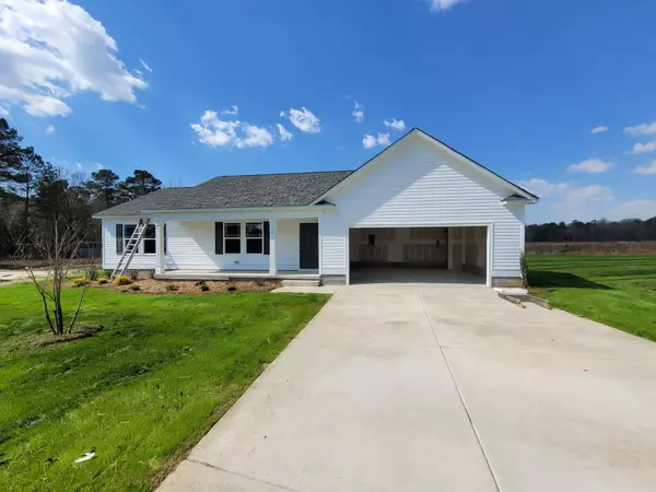 112 Hampshire Place, Kenly, NC 27542