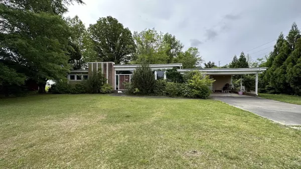 4008 Powhatan Road, Clayton, NC 27520