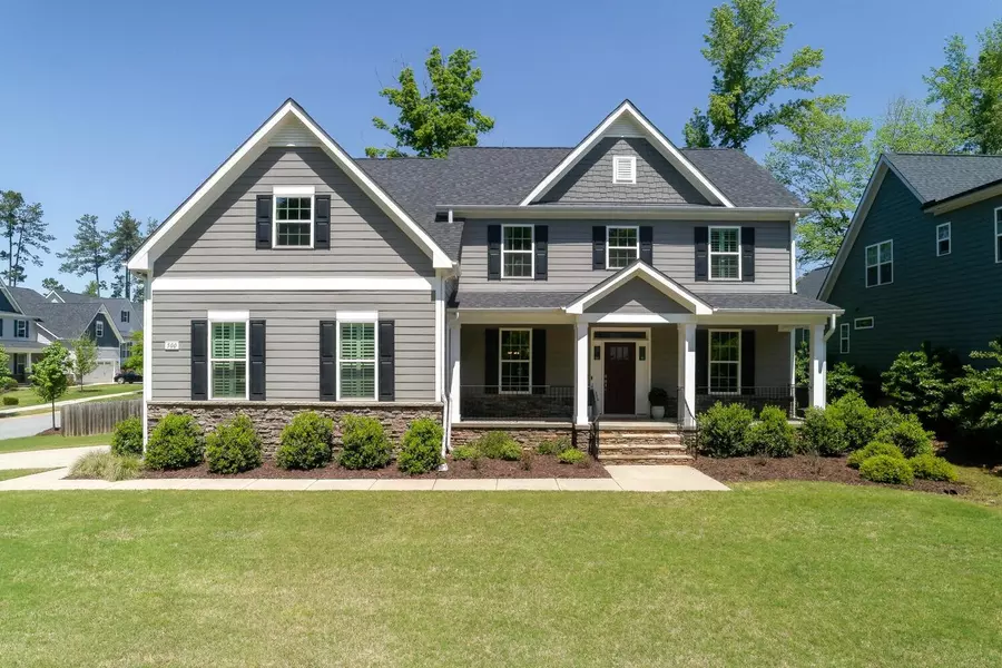 500 Horncliffe Way, Holly Springs, NC 27540