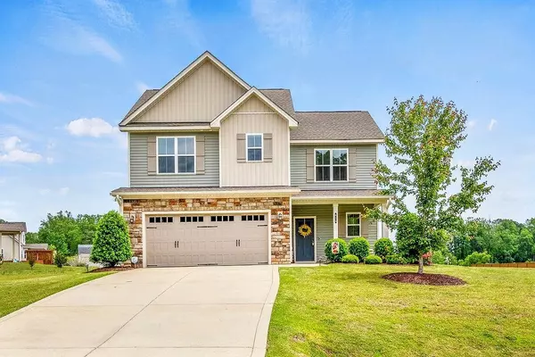 415 Avery Pond Drive, Fuquay Varina, NC 27526