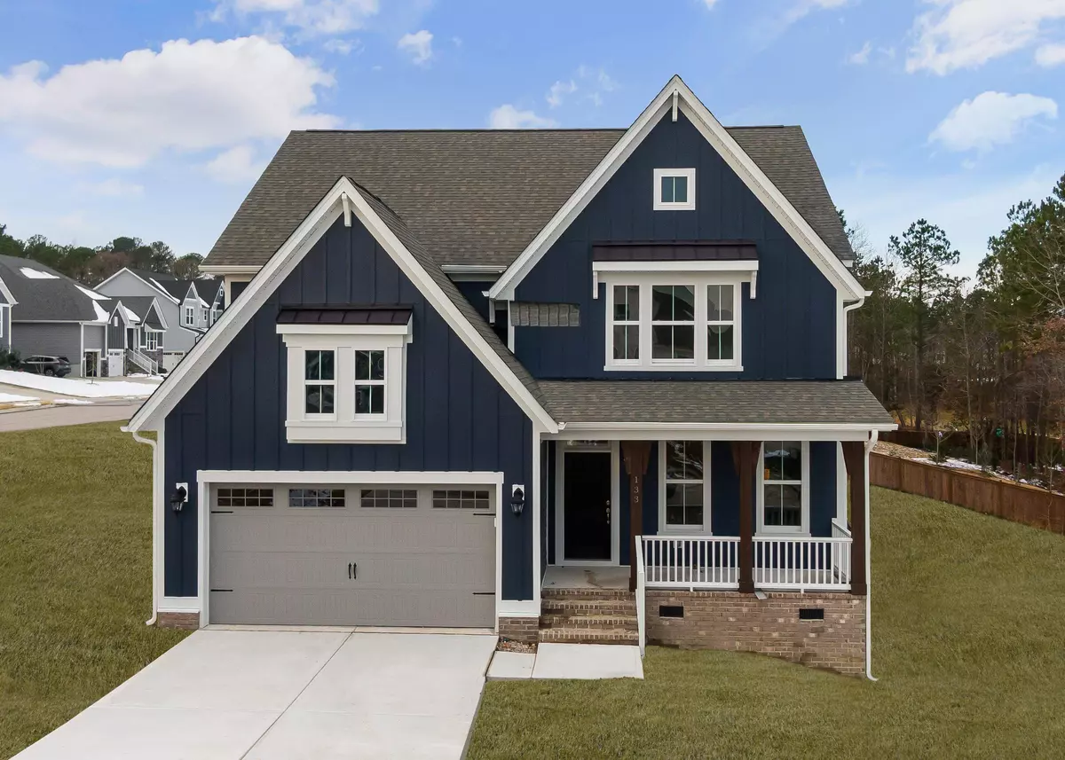 Southern Pines, NC 28387,950 W Hedgelawn Way