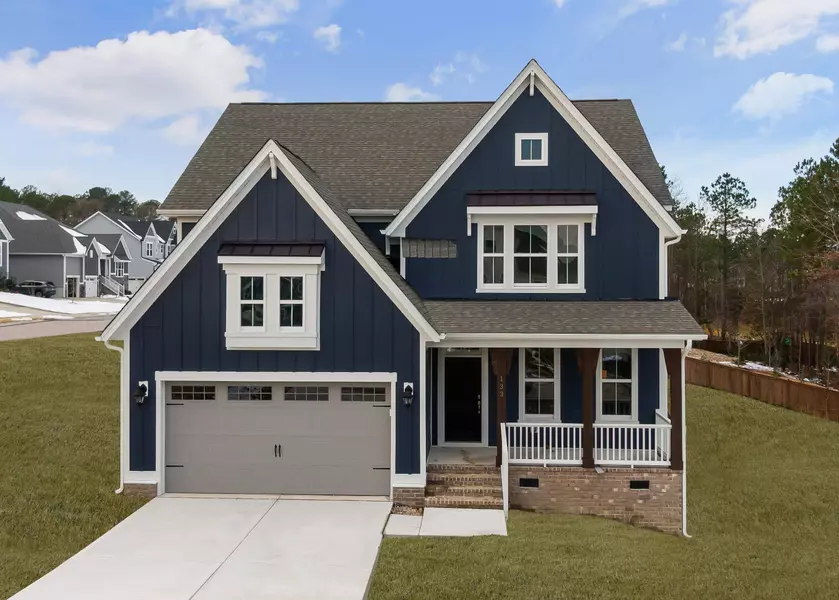 950 W Hedgelawn Way, Southern Pines, NC 28387