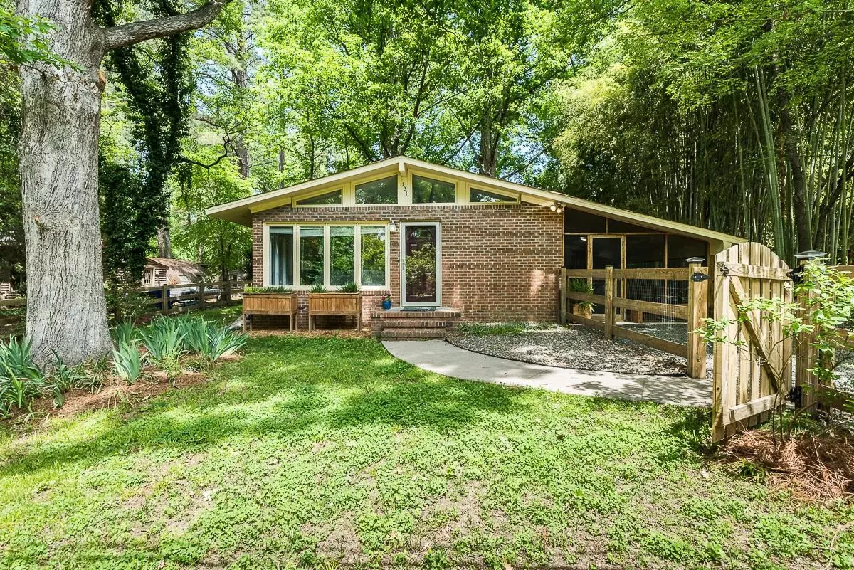 Chapel Hill, NC 27516,124 Justice Street