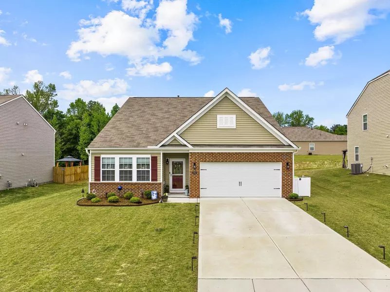 2907 Ledgestone Drive, Creedmoor, NC 27522