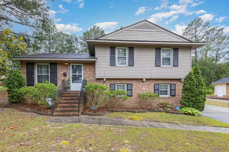 5433 Hampton Road, Fayetteville, NC 28311