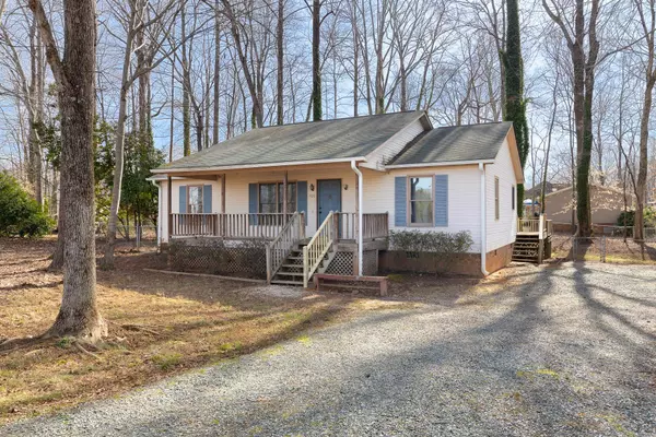 706 E Stagecoach Road, Mebane, NC 27302