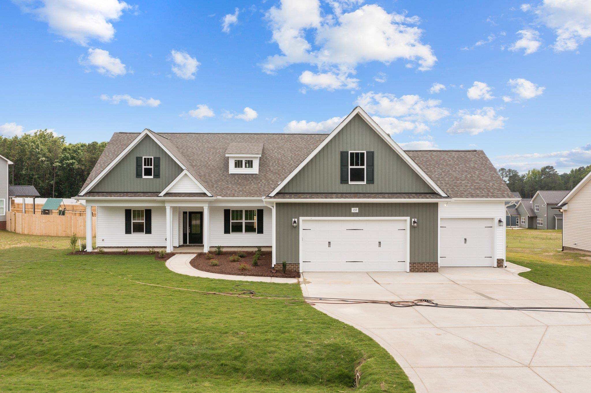 157 Oakhaven Drive, Holly Springs, NC 27540