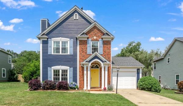 909 Starkland Way, Holly Springs, NC 27540