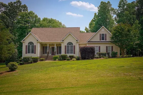 105 Red Rock Ridge Drive, Youngsville, NC 27596