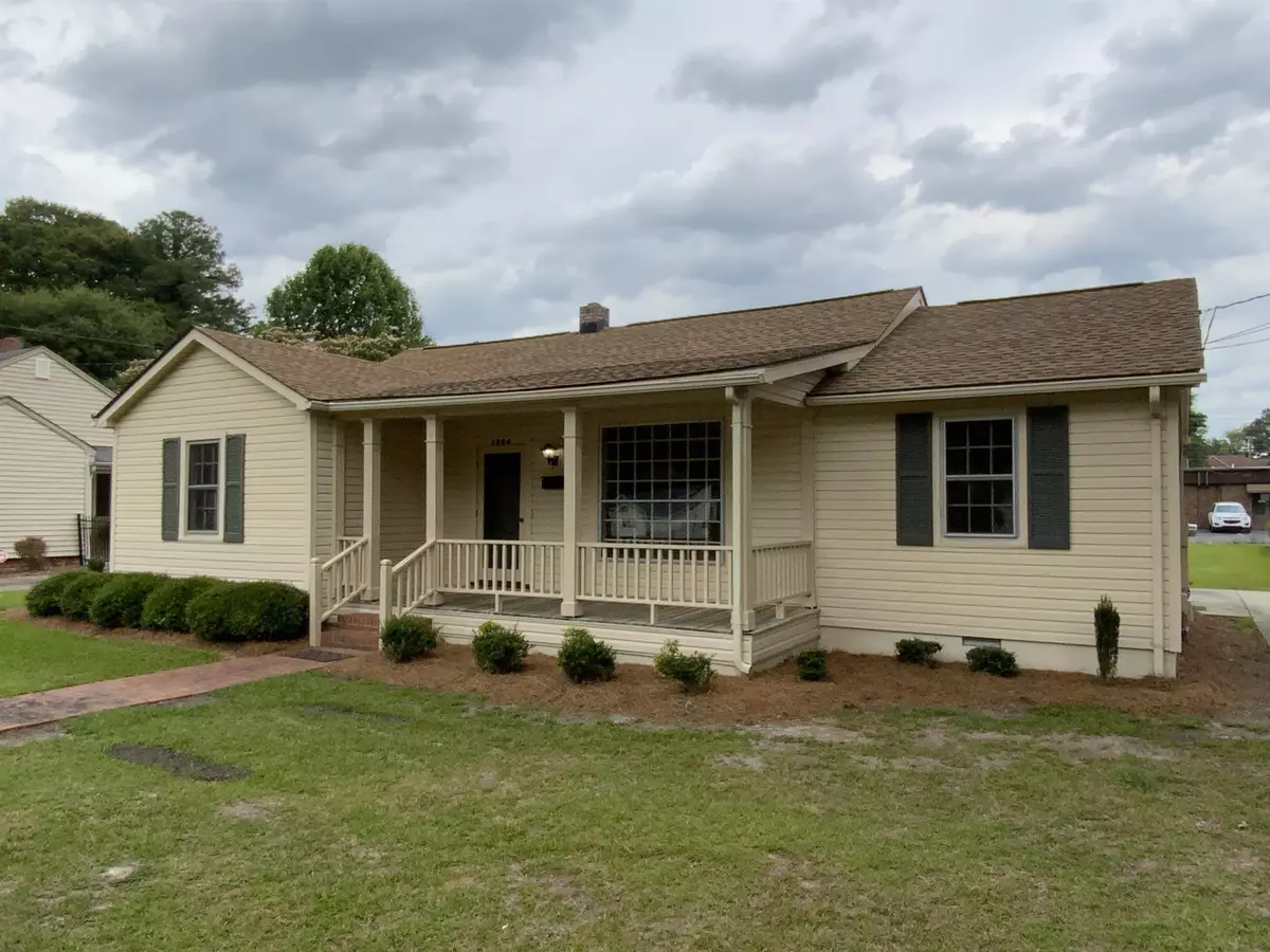 Dunn, NC 28334,1204 W Divine Street