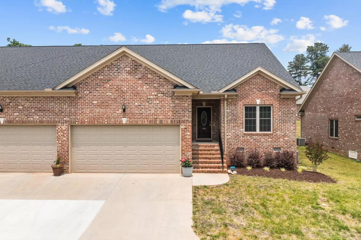 Mebane, NC 27302,939 Arrowhead Court